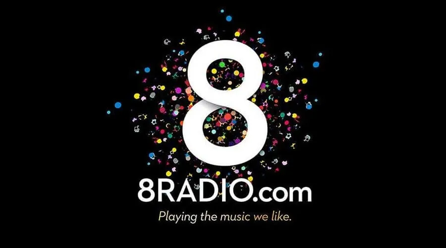 8radio logo